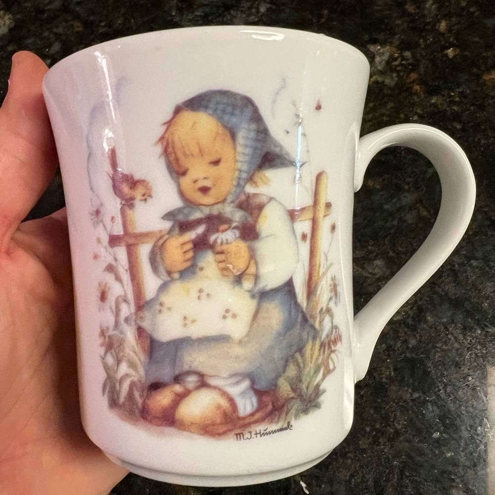 Hummel “he loves me” vintage, coffee mug, perfect condition